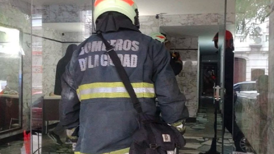 Un Muerto Y Intoxicados Por Un Escape De Gas En Un Edificio De Once